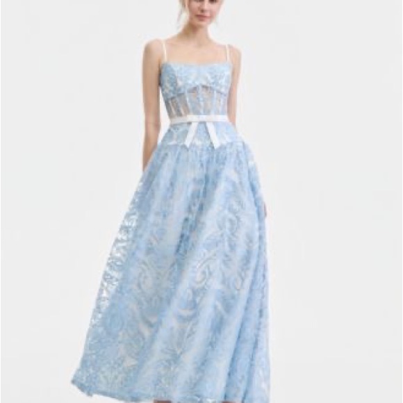 Light Blue Lace A-Line Maxi Dress With Sweetheart Bodice